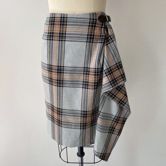 Etcetera Dresses & Skirts - Etcetera • Plaid Asymmetrical Skirt • 6